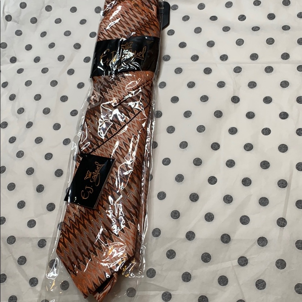 3@$40 EJ Samuel Necktie With Handkerchief